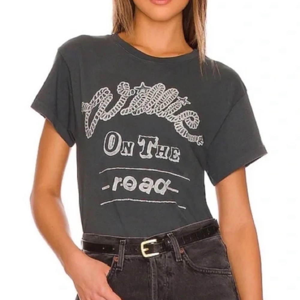 Day Dreamer Tee- Willie size Med